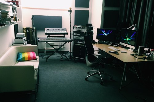 18434187724_3146753307_o